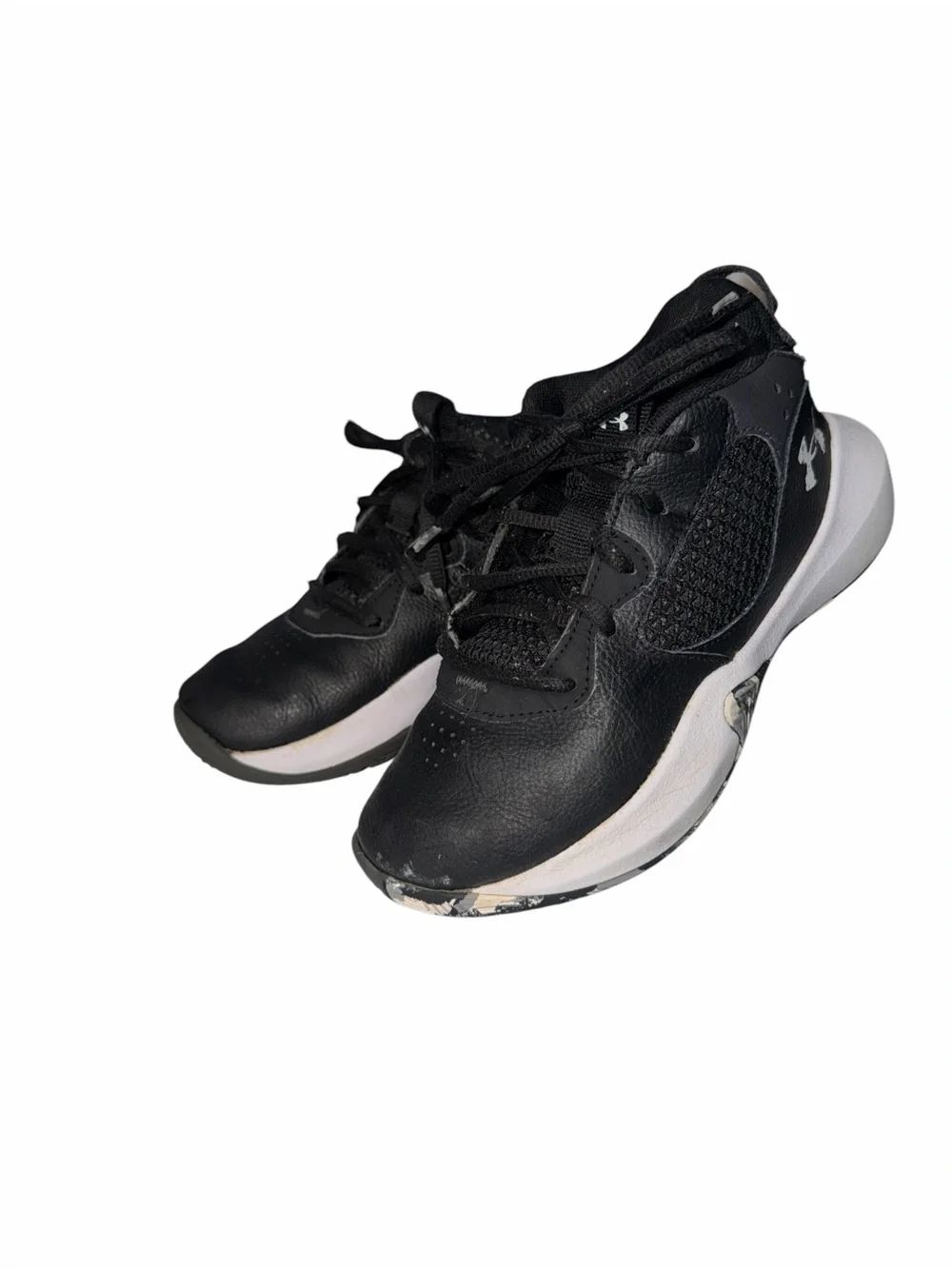 Under Armour pre loved